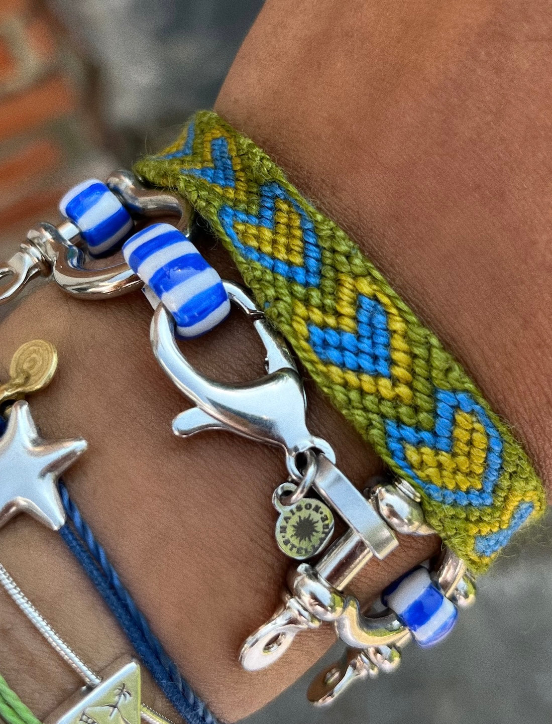 Le Bracelet Manilles