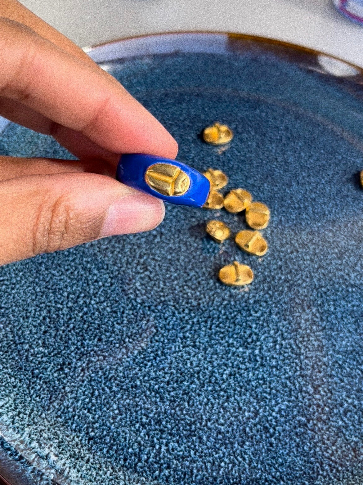 La Bague Porte Bonheur - Maison Stellaire 